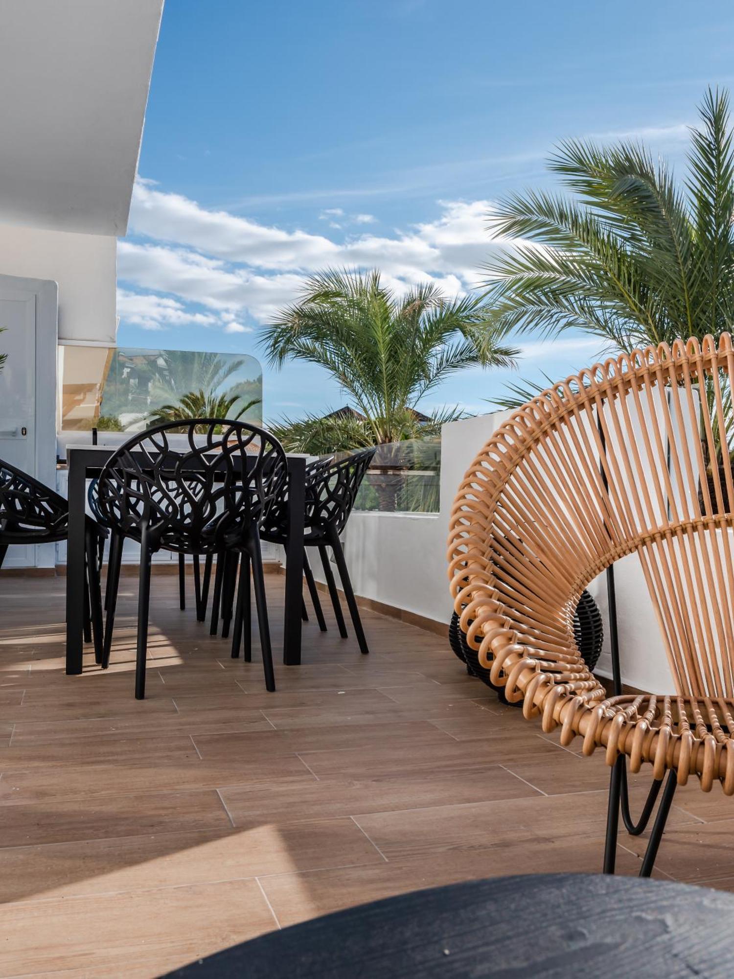 3 Bdrm Stylish Apt W Pool In Puerto Banus Marbella Dış mekan fotoğraf