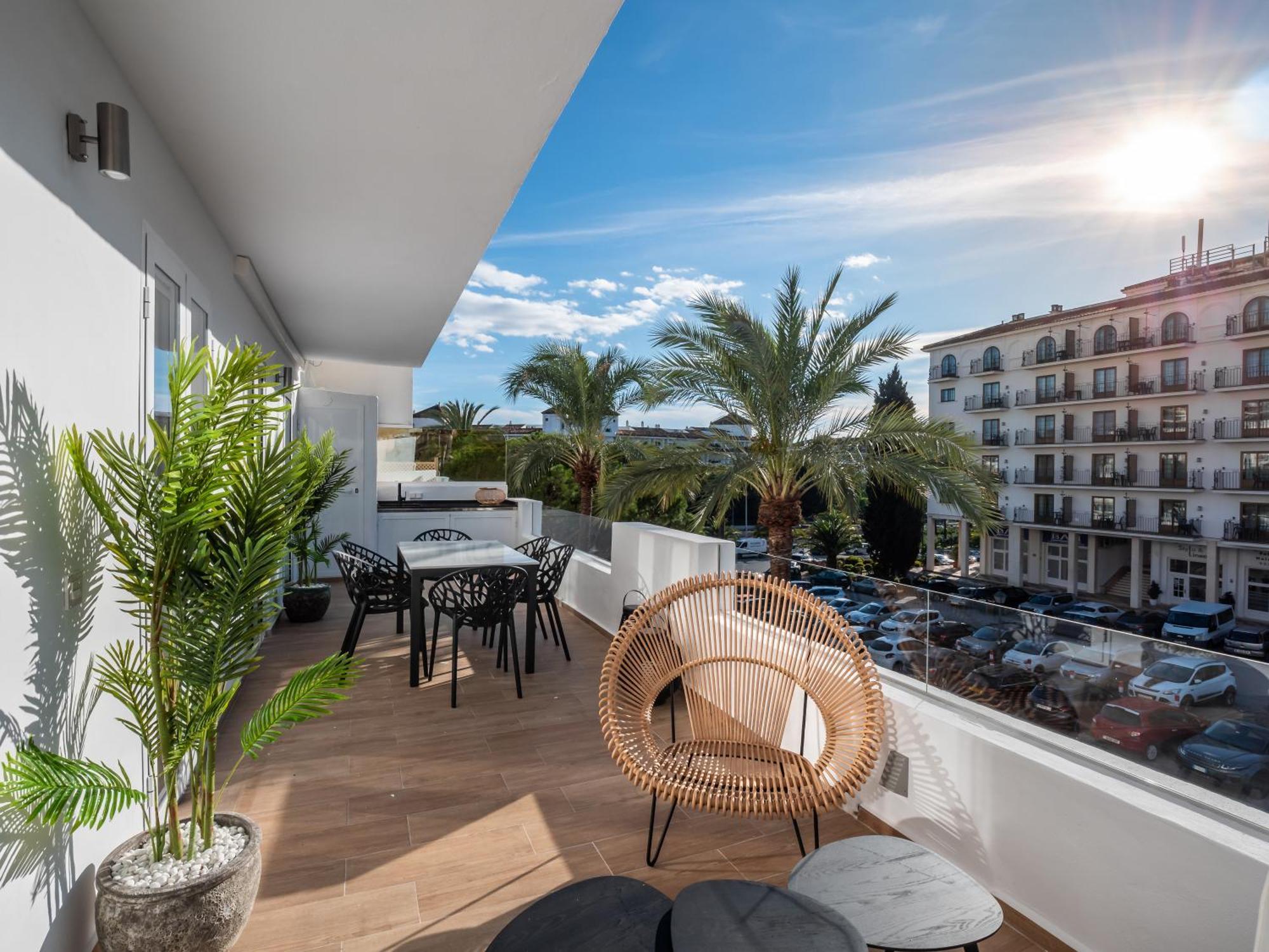3 Bdrm Stylish Apt W Pool In Puerto Banus Marbella Dış mekan fotoğraf