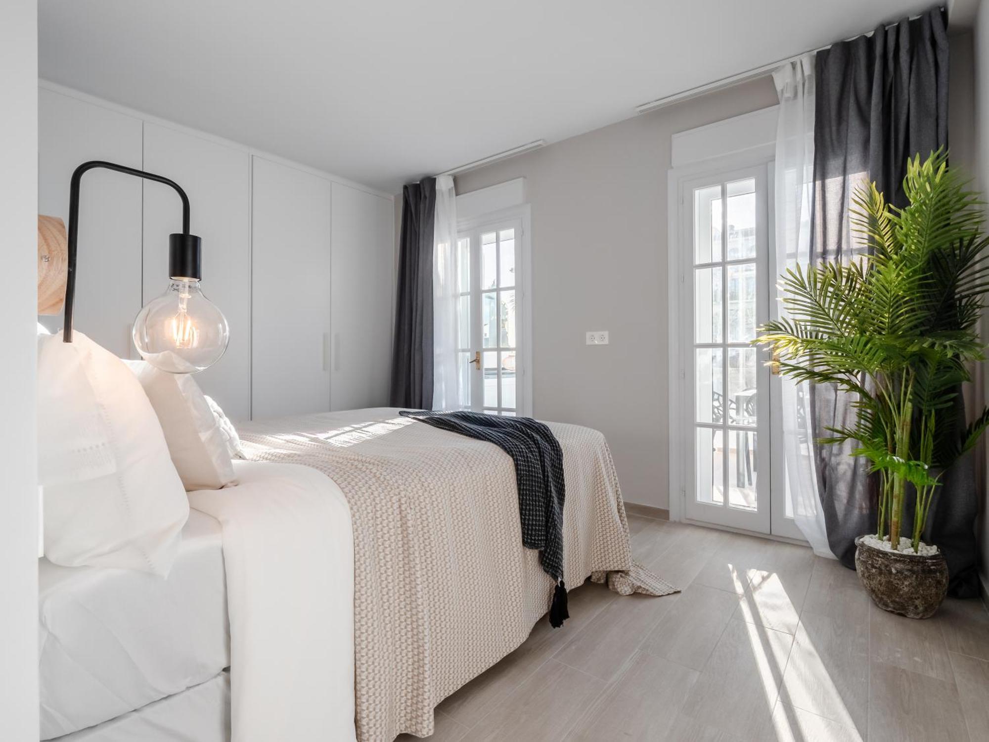 3 Bdrm Stylish Apt W Pool In Puerto Banus Marbella Dış mekan fotoğraf